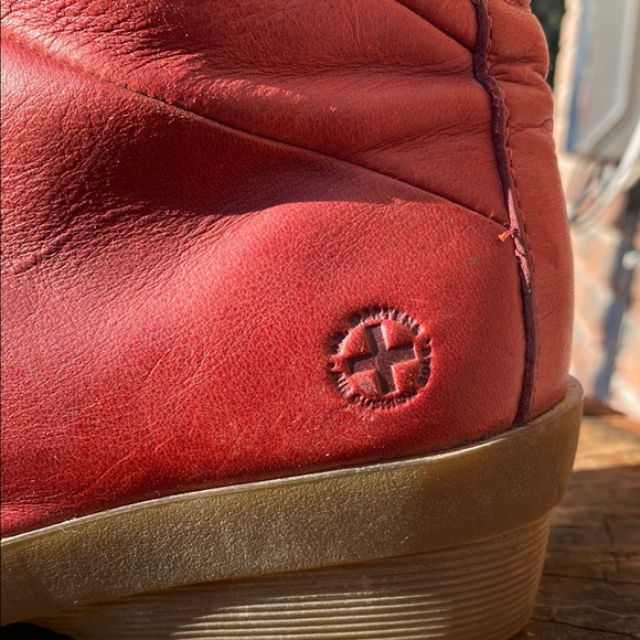 Vintage Women’s Red Doc Martens Leather Boots Size 5 (US) - Picture 8 of 11